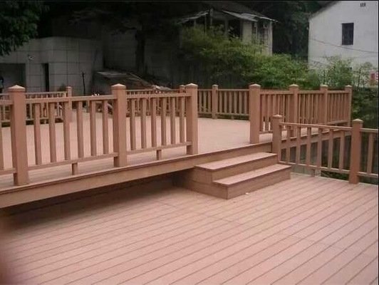 การประกอบง่าย โลโก้ที่กําหนดเอง WPC สารประกอบรั้ว Trellis Mesh