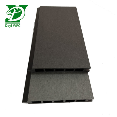 โมเดิร์น Eco Friendly WPC สารประกอบรั้ว WPC สวนรั้ว Extrusion ตัด