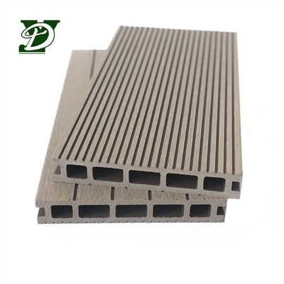 ภายนอก ข้างขวาง 2 ด้าน WPC Decking สําหรับทางสวน