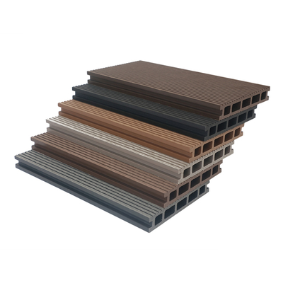 โมเดิร์นหลากหลายสี WPC Decking ทนทาน กันน้ํา บอร์ดโฮล